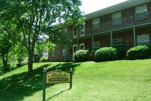 Midlake Apartments